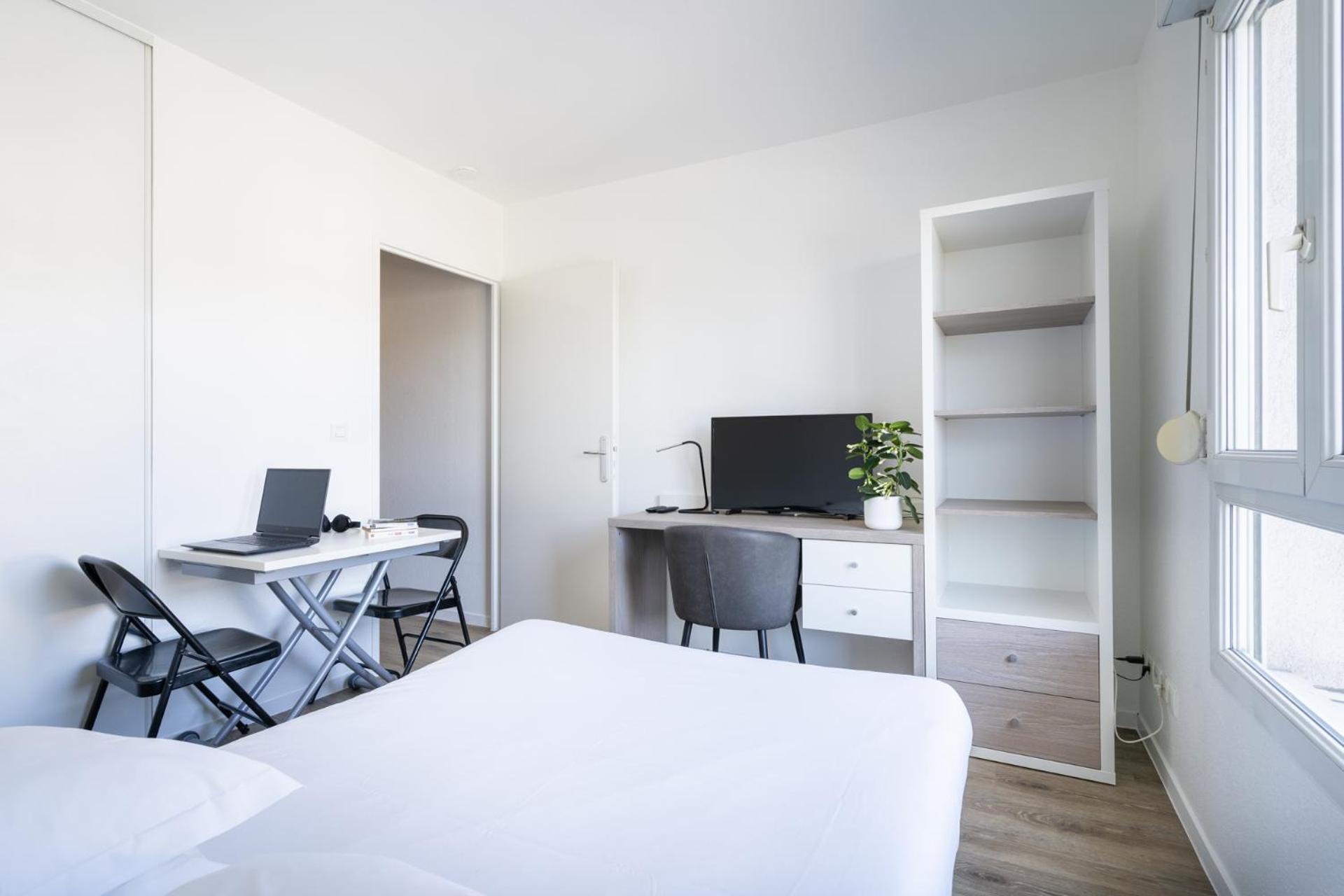Sejours & Affaires Annecy Le Pont Neuf Aparthotel Cran-Gevrier Ngoại thất bức ảnh
